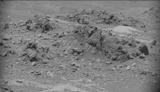 Sol 4302: Mast Camera (Mastcam)