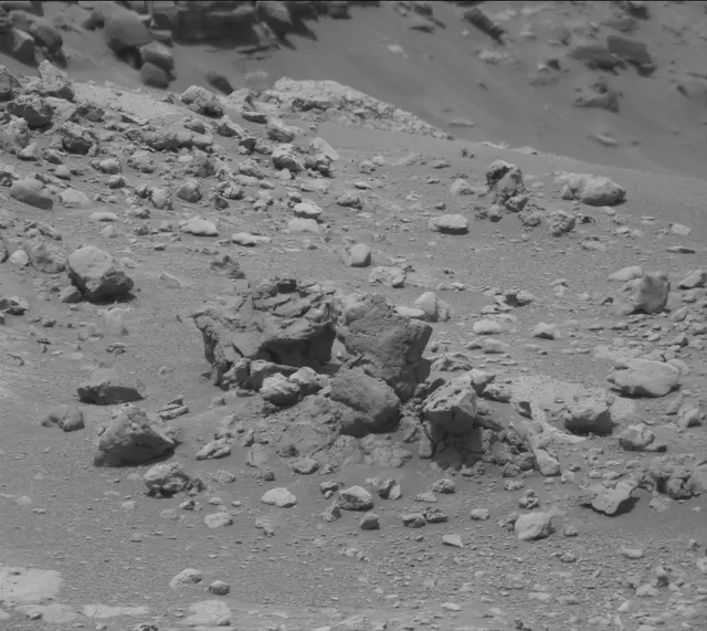 Sol 4302: Mast Camera (Mastcam)