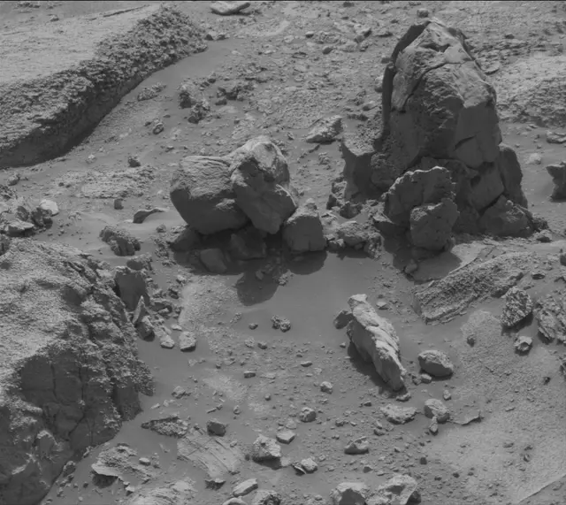 Sol 4302: Mast Camera (Mastcam)