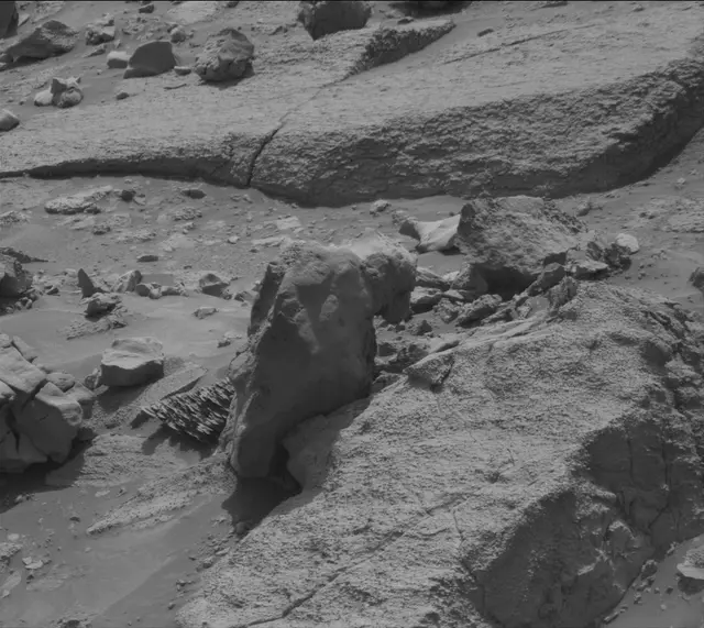 Sol 4302: Mast Camera (Mastcam)