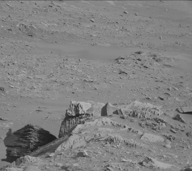 Sol 4304: Mast Camera (Mastcam)