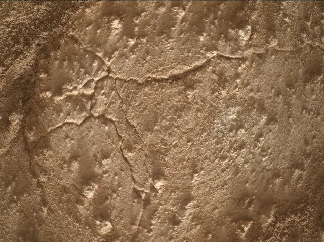 Sol 4304: Mars Hand Lens Imager (MAHLI)