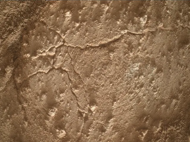 Sol 4304: Mars Hand Lens Imager (MAHLI)