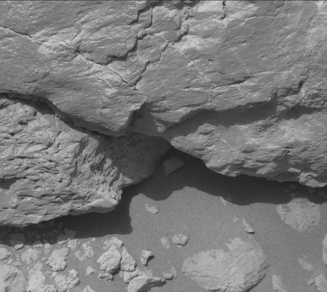 Sol 4305: Mast Camera (Mastcam)