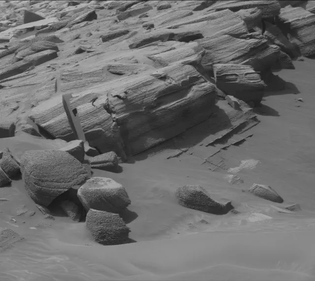 Sol 4309: Mast Camera (Mastcam)