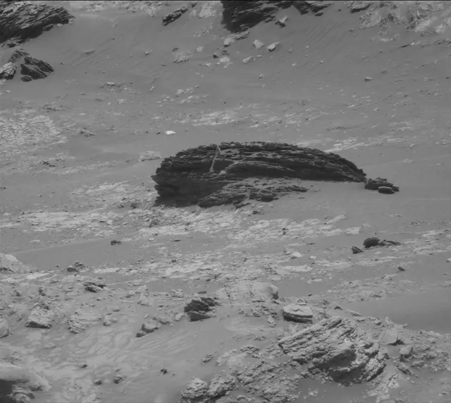 Sol 4309: Mast Camera (Mastcam)