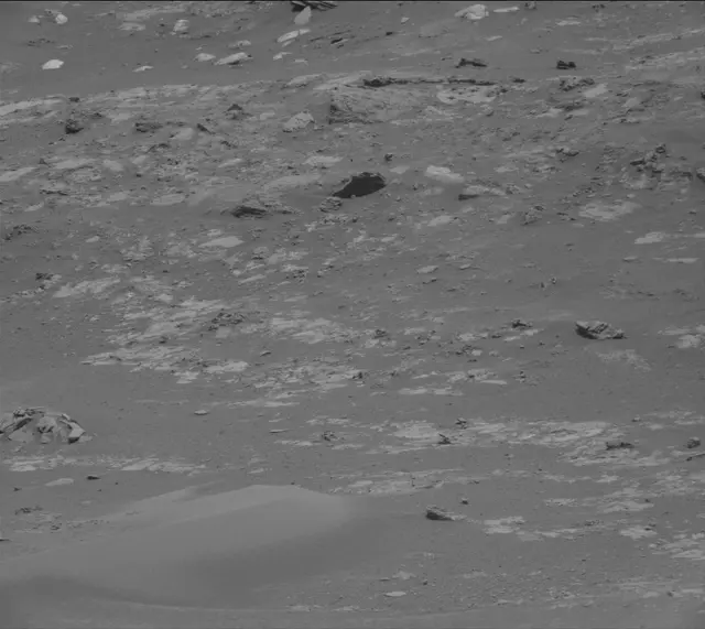 Sol 4309: Mast Camera (Mastcam)