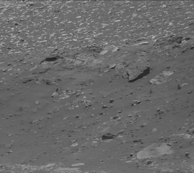 Sol 4309: Mast Camera (Mastcam)