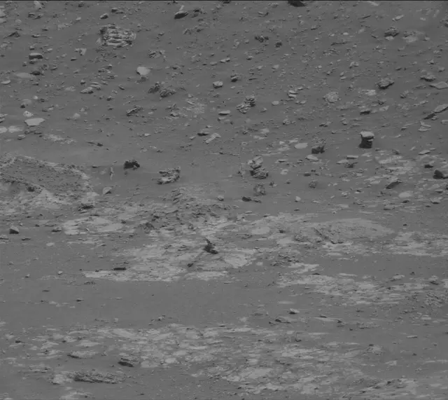 Sol 4309: Mast Camera (Mastcam)