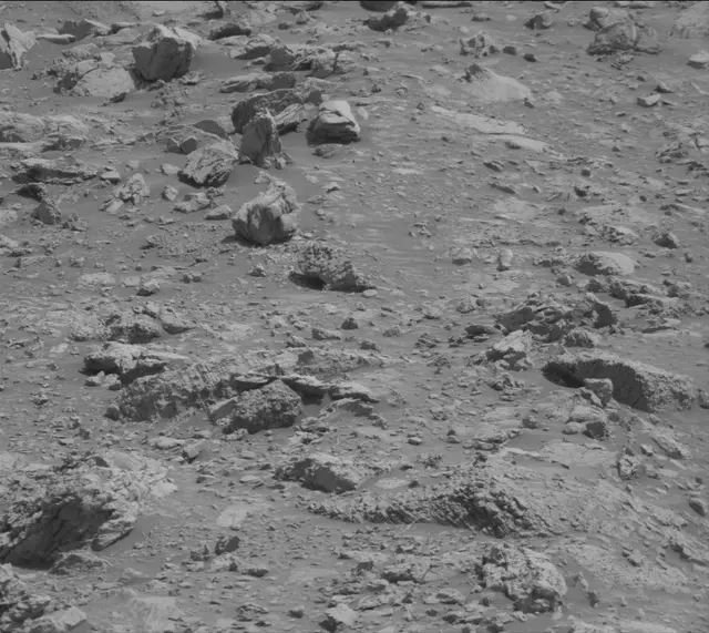 Sol 4309: Mast Camera (Mastcam)
