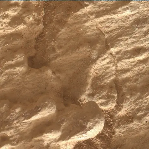 Sol 4311: Mars Hand Lens Imager (MAHLI)