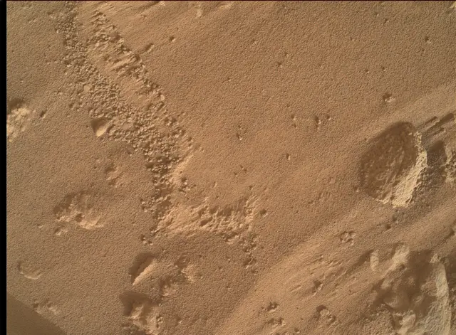 Sol 4311: Mars Hand Lens Imager (MAHLI)
