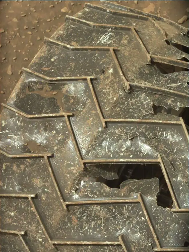 Sol 4312: Mast Camera (Mastcam)