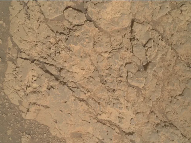 Sol 4314: Mars Hand Lens Imager (MAHLI)