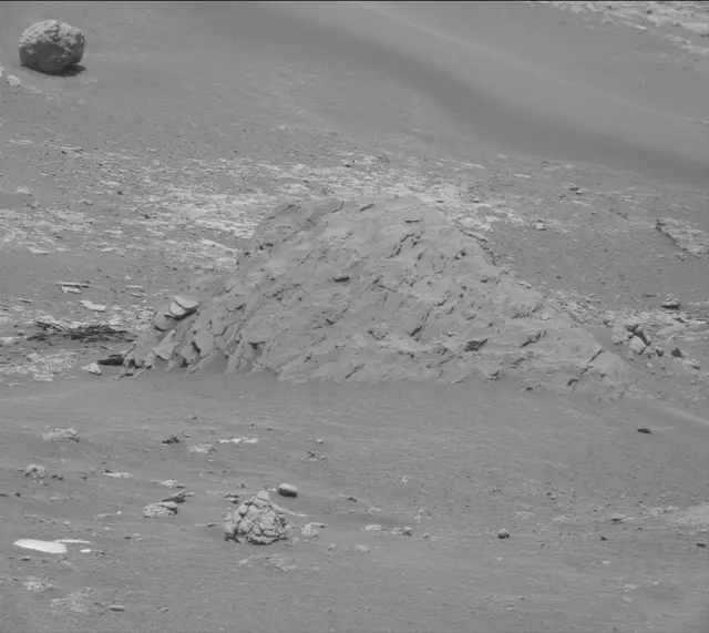 Sol 4316: Mast Camera (Mastcam)