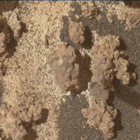 Sol 4316: Mars Hand Lens Imager (MAHLI)