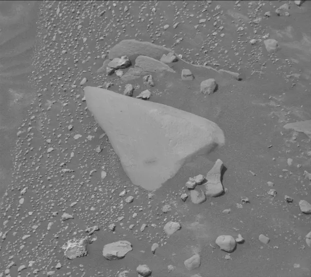 Sol 4318: Mast Camera (Mastcam)