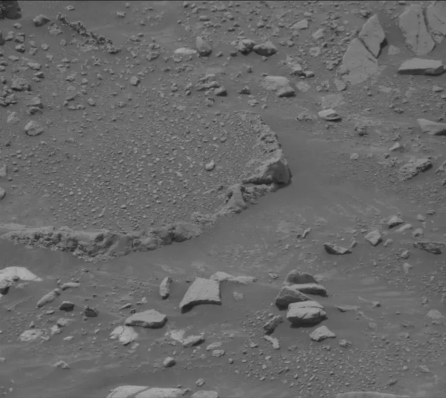 Sol 4318: Mast Camera (Mastcam)