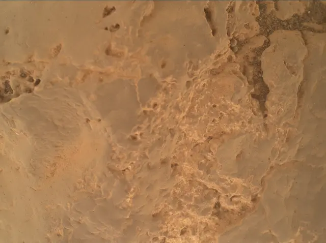Sol 4318: Mars Hand Lens Imager (MAHLI)