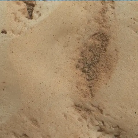 Sol 4318: Mars Hand Lens Imager (MAHLI)