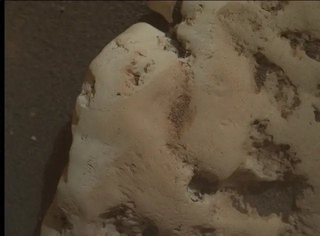 Sol 4318: Mars Hand Lens Imager (MAHLI)