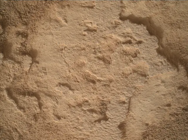 Sol 4327: Mars Hand Lens Imager (MAHLI)