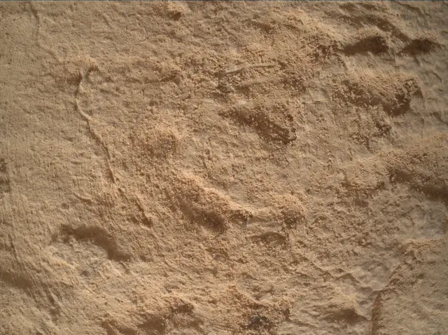 Sol 4327: Mars Hand Lens Imager (MAHLI)