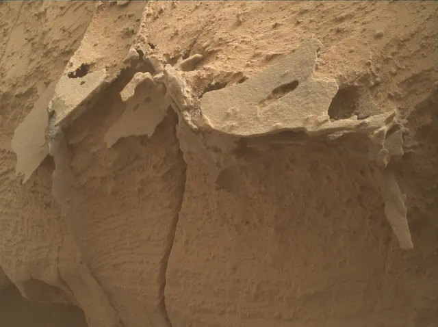 Sol 4360: Mars Hand Lens Imager (MAHLI)