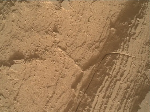 Sol 4371: Mars Hand Lens Imager (MAHLI)
