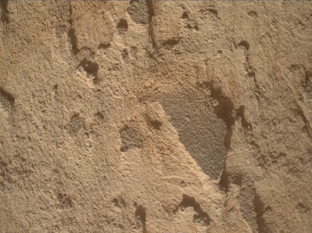 Sol 4393: Mars Hand Lens Imager (MAHLI)