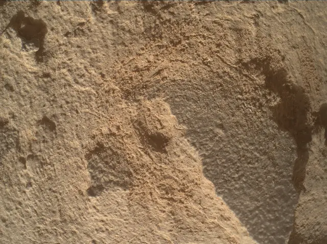 Sol 4393: Mars Hand Lens Imager (MAHLI)
