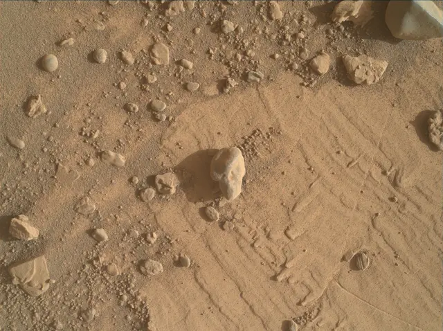 Sol 4435: Mars Hand Lens Imager (MAHLI)