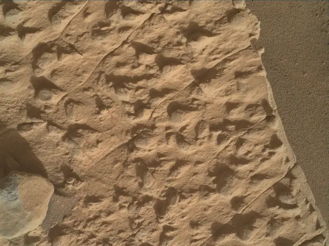 Sol 4456: Mars Hand Lens Imager (MAHLI)