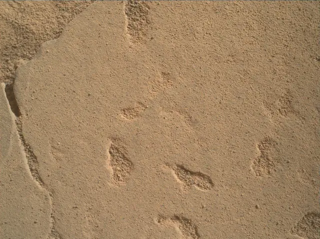 Sol 4462: Mars Hand Lens Imager (MAHLI)