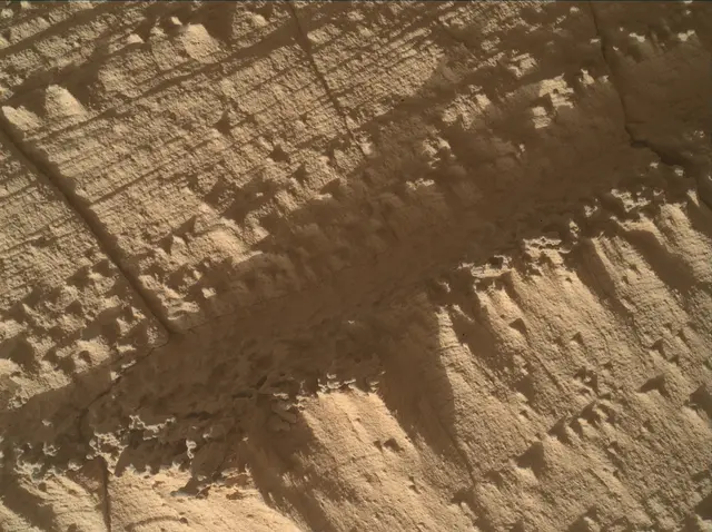 Sol 4478: Mars Hand Lens Imager (MAHLI)