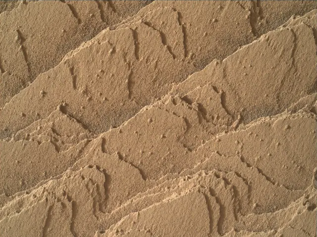 Sol 4487: Mars Hand Lens Imager (MAHLI)