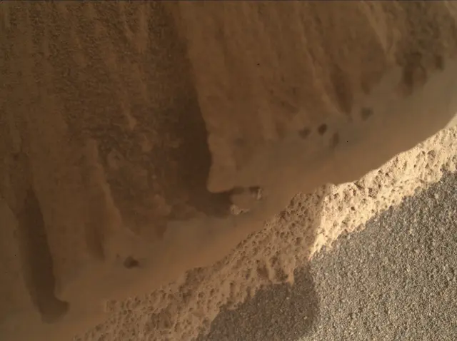 Sol 4488: Mars Hand Lens Imager (MAHLI)