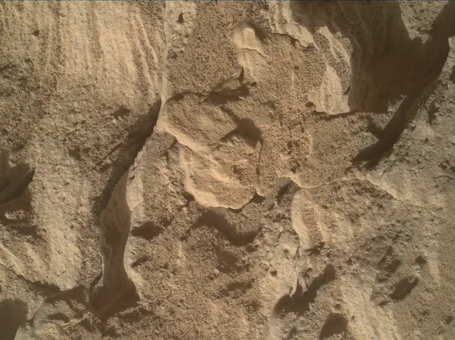 Sol 4514: Mars Hand Lens Imager (MAHLI)