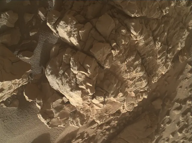 Sol 4585: Mars Hand Lens Imager (MAHLI)