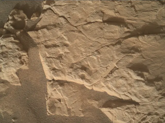 Sol 4586: Mars Hand Lens Imager (MAHLI)