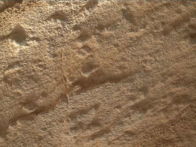 Sol 4593: Mars Hand Lens Imager (MAHLI)
