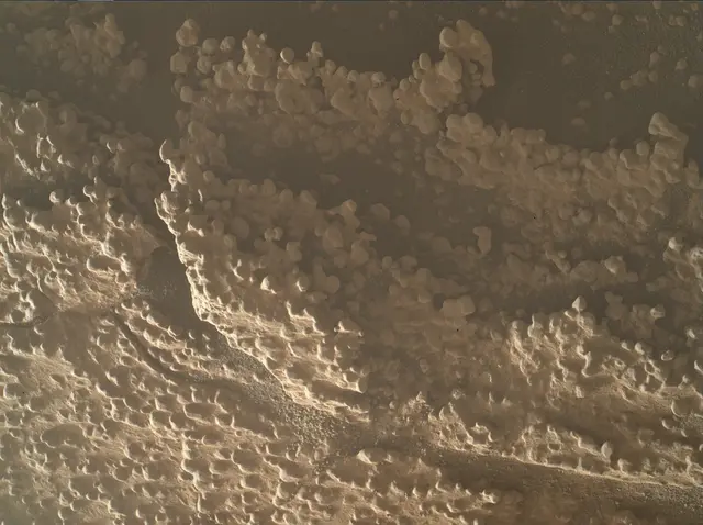 Sol 4598: Mars Hand Lens Imager (MAHLI)