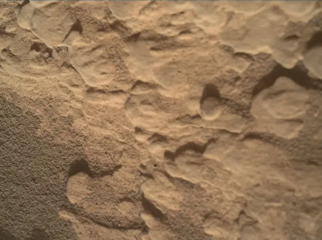 Sol 4604: Mars Hand Lens Imager (MAHLI)