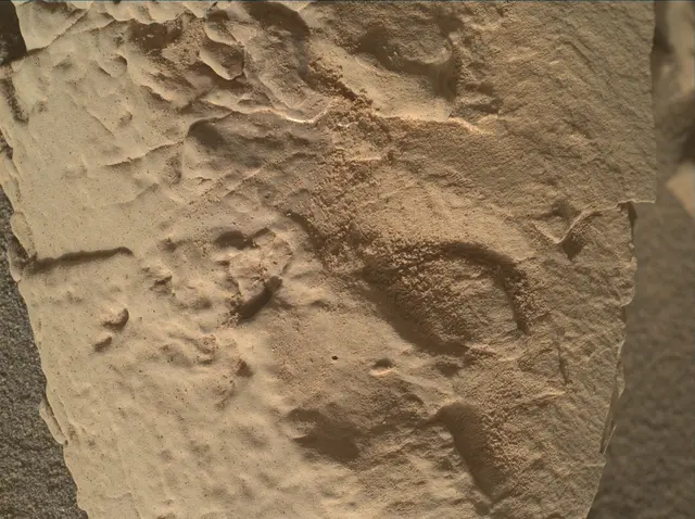 Sol 4628: Mars Hand Lens Imager (MAHLI)