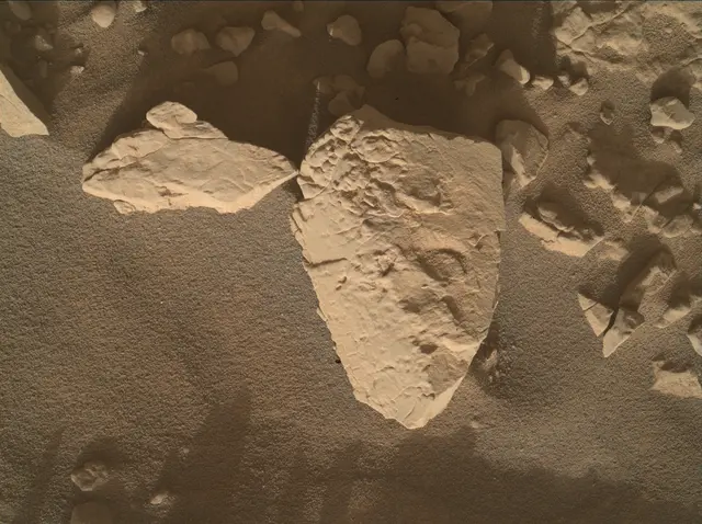 Sol 4628: Mars Hand Lens Imager (MAHLI)