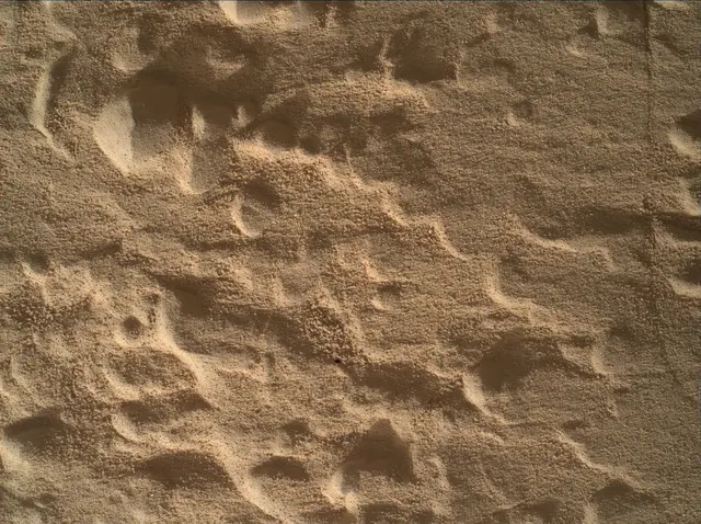 Sol 4628: Mars Hand Lens Imager (MAHLI)