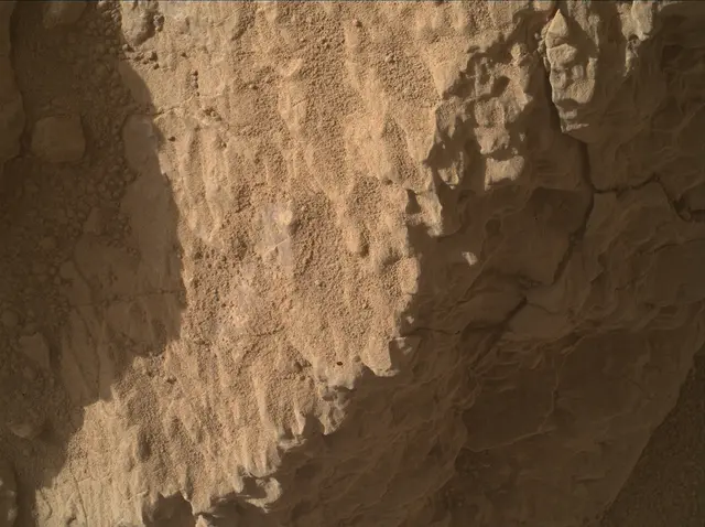 Sol 4639: Mars Hand Lens Imager (MAHLI)