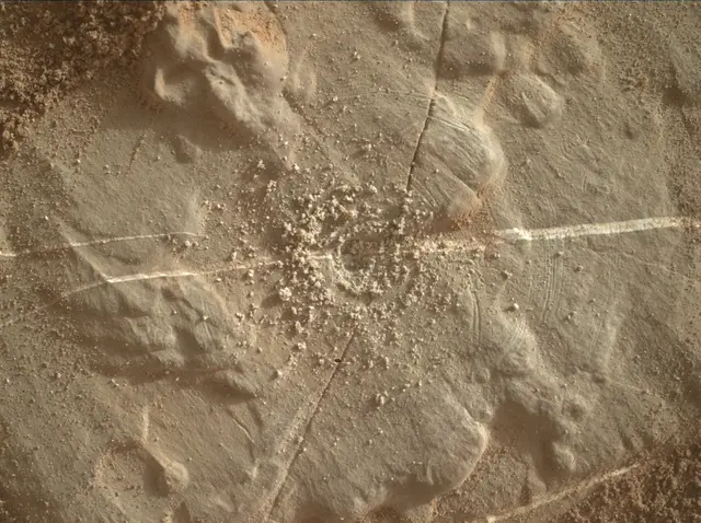 Sol 4679: Mars Hand Lens Imager (MAHLI)