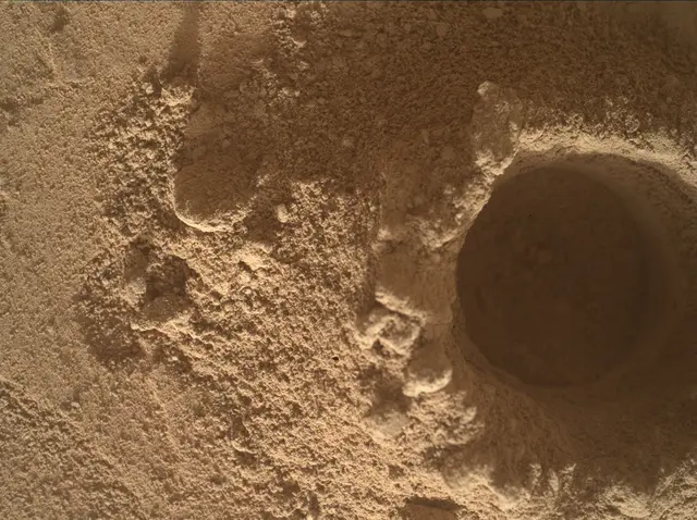 Sol 4908: Mars Hand Lens Imager (MAHLI)