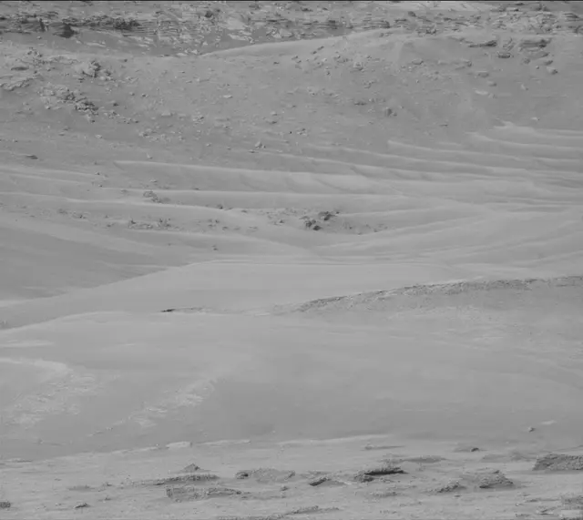 Sol 4935: Mast Camera (Mastcam)